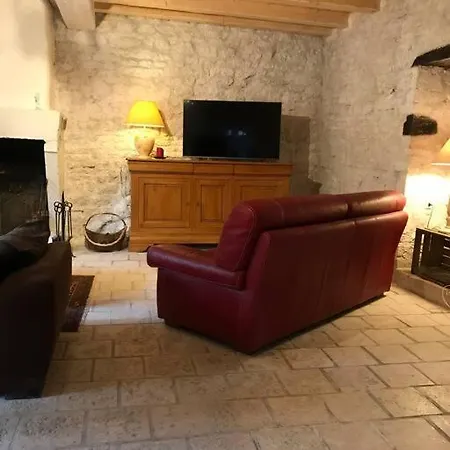 Grand Au Calme Avec Piscine Ardillieres