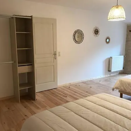 Grand Au Calme Avec Piscine בית נופש Ardillieres