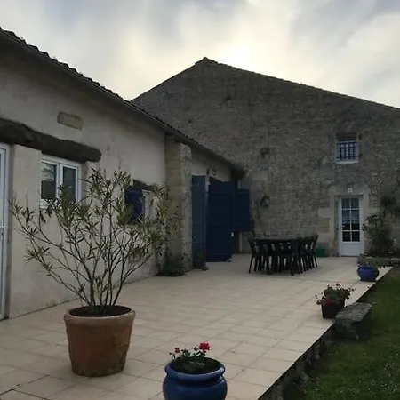 Grand Au Calme Avec Piscine * Ardillieres