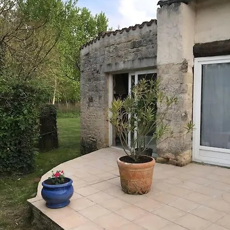 Grand Au Calme Avec Piscine 펜션 Ardillieres