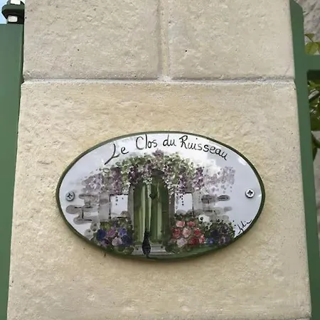 בית נופש Grand Au Calme Avec Piscine Ardillieres