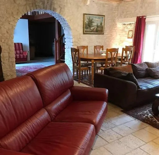 Hébergement de vacances Grand Au Calme Avec Piscine Ardillieres