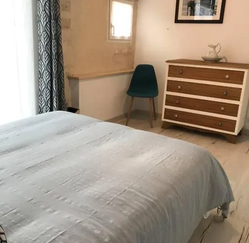 Hébergement de vacances Grand Au Calme Avec Piscine Ardillieres