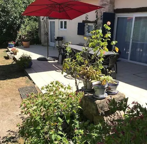 Hébergement de vacances Grand Au Calme Avec Piscine