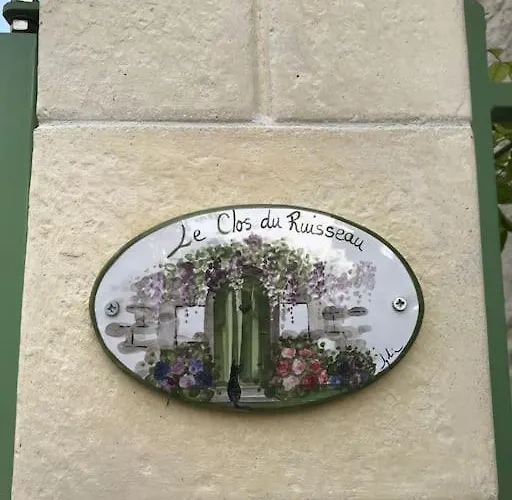 Hébergement de vacances Grand Au Calme Avec Piscine Ardillieres